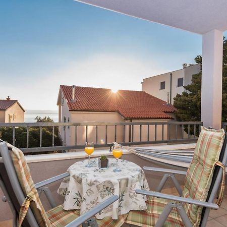 Neno Apartment Makarska Exterior foto