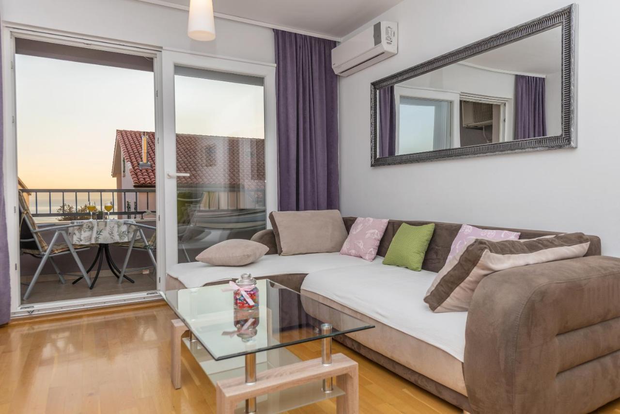 Neno Apartment Makarska Exterior foto
