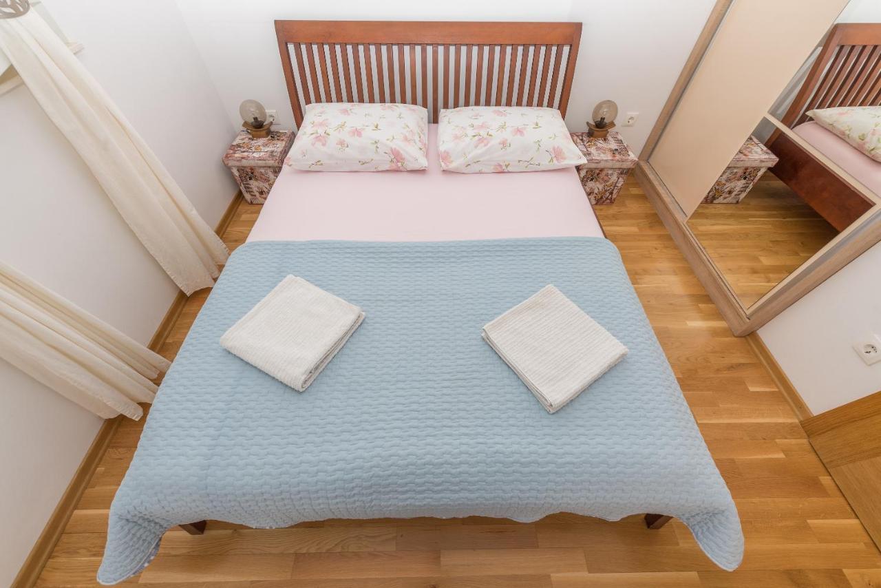 Neno Apartment Makarska Exterior foto
