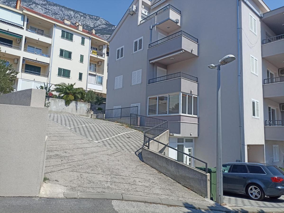 Neno Apartment Makarska Exterior foto